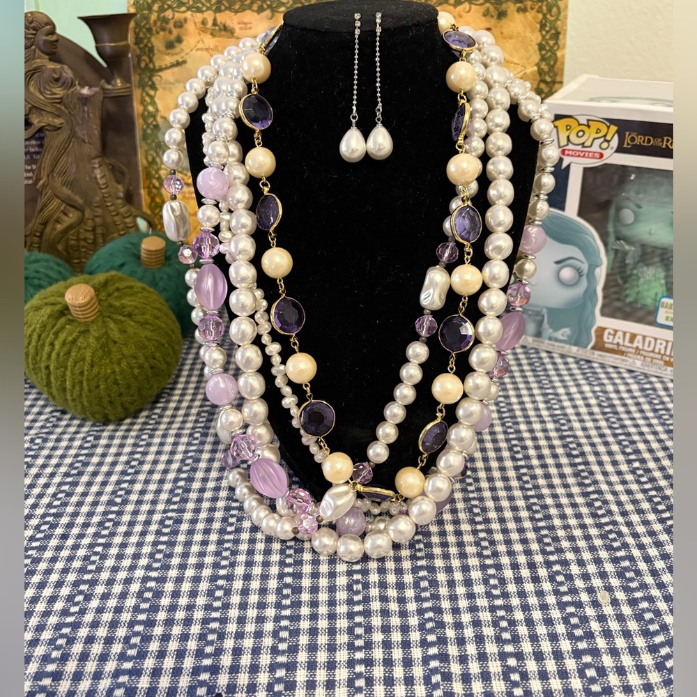 Vintage faux pearl necklaces and earring set